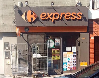 Tensión en Mataderos: robo comando a un Carrefour Express