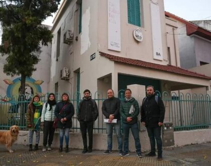 <strong>La biblioteca José Hernández continúa cerrada y el Ministerio de Cultura no ofrece explicaciones al respecto</strong>
