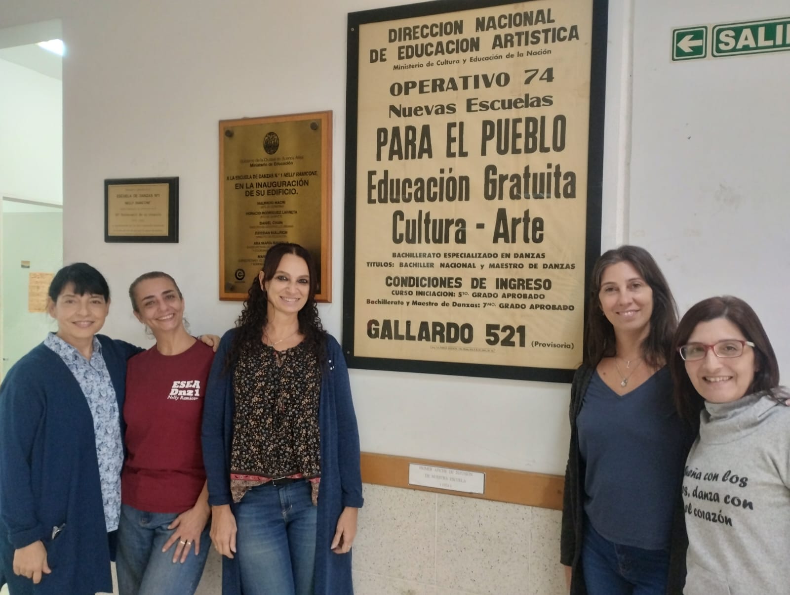 Siga el baile, siga el baile