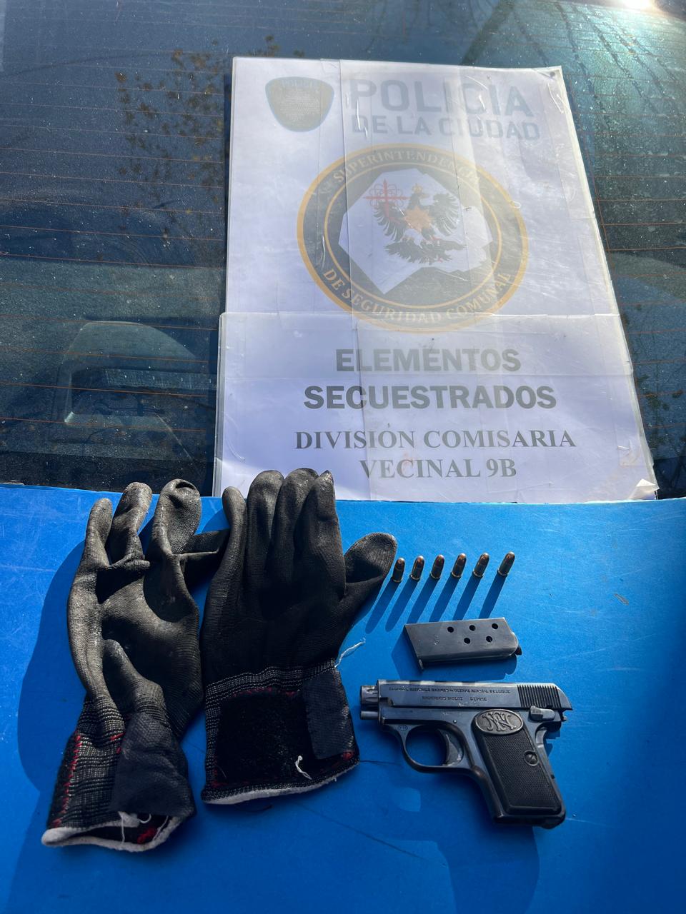 Detuvieron a un ladrón armado tras una entradera en los pasajes de Liniers