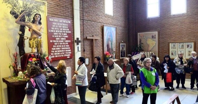 San Pantaleón: cuando la fe y la salud se convocan en Mataderos